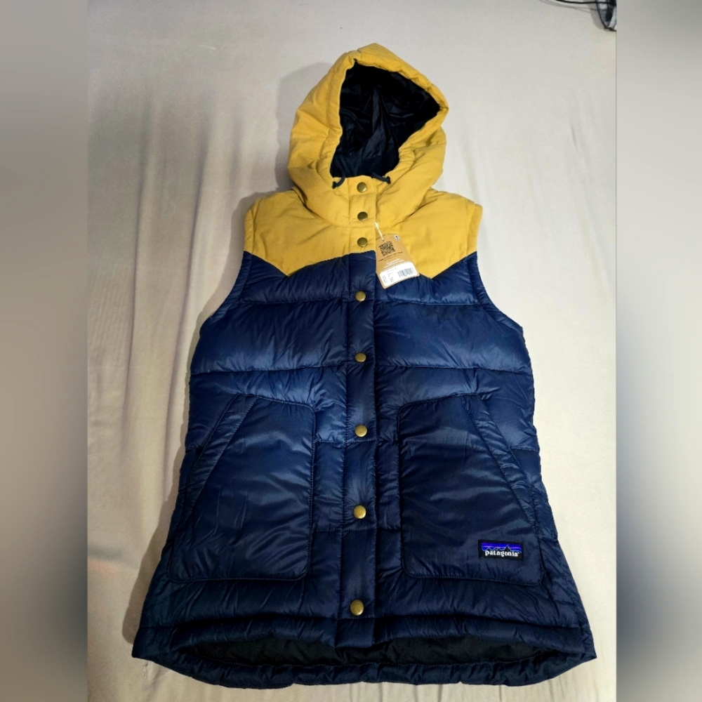 Patagonia - Women's Bivy Hooded Vest - Pitch Blue - XS